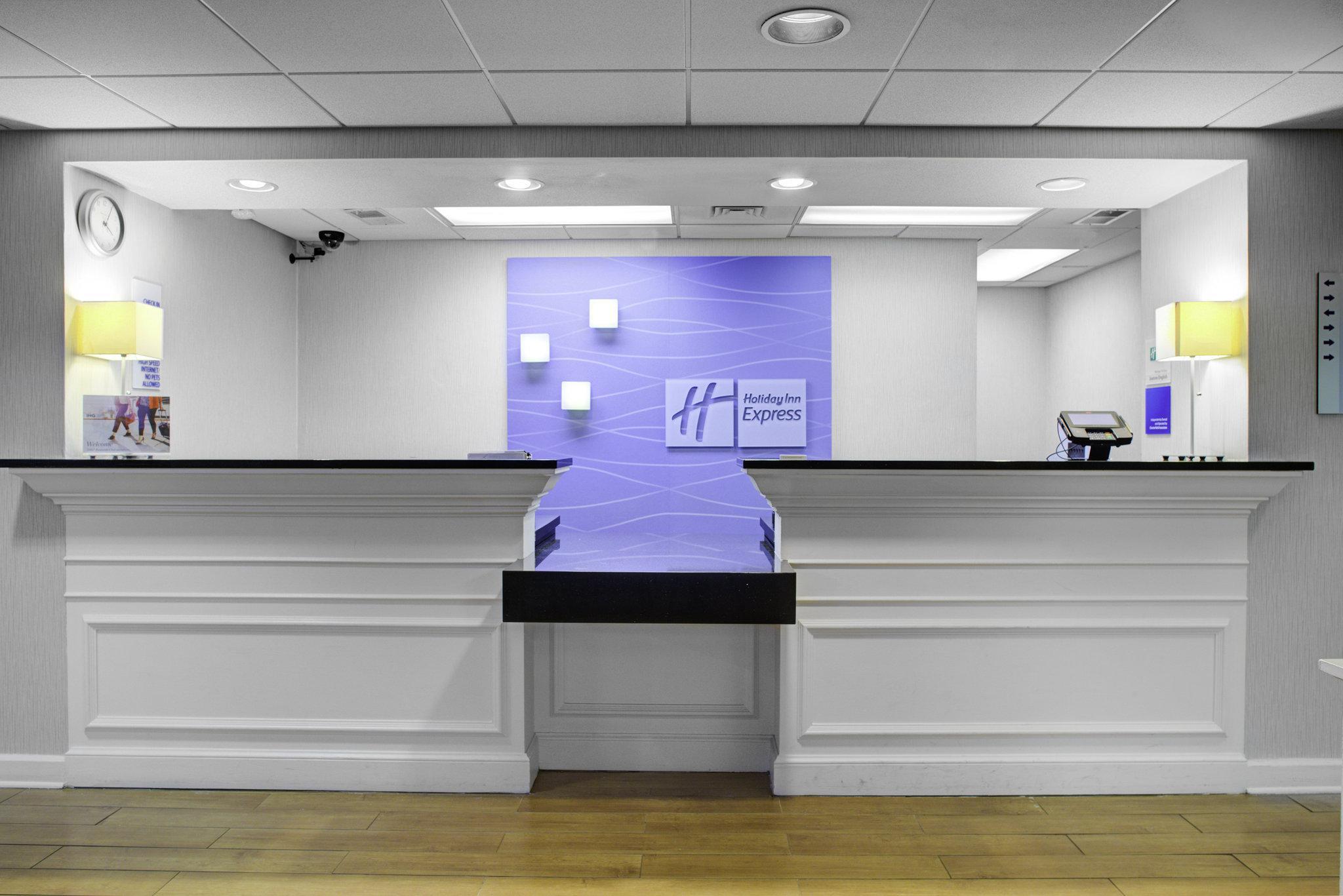 Holiday Inn Express - Chester By Ihg Zewnętrze zdjęcie